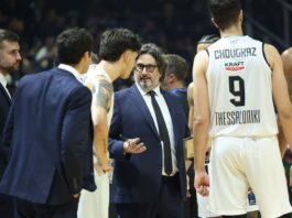 Trinchieri: «Η άμυνα και τα ριμπάουντ μας έδωσαν τη νίκη»